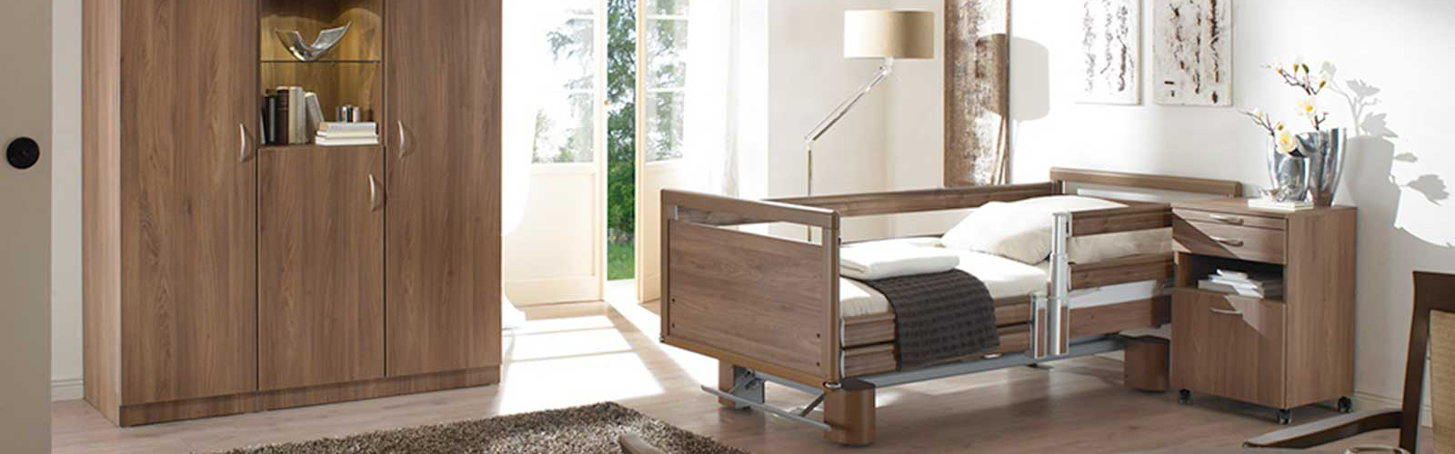 Adjustable height bed